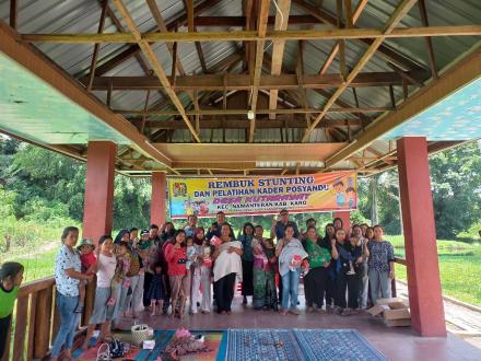 Sosialisasi Rembuk Stanting dan Pelatihan Kader Posyandu Desa Kutarayat